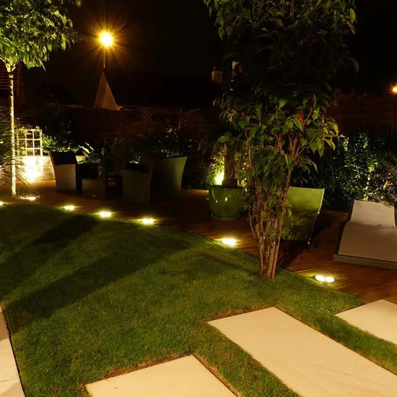 Spot d'éclairage pour la terrasse