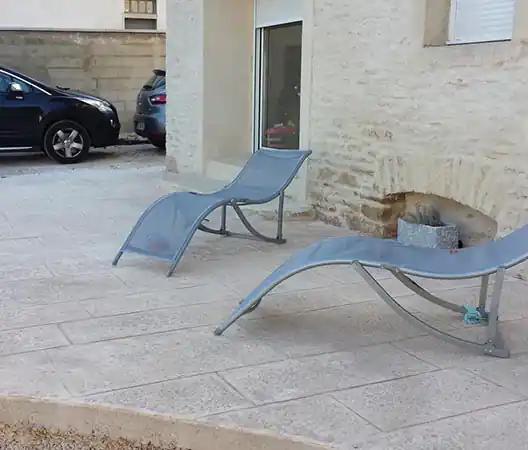 Solarium en béton empreinte