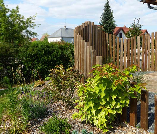 jardin avec terrasse en bois, photo 26