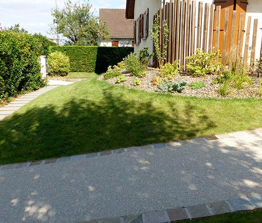 jardin avec terrasse en bois, photo 27